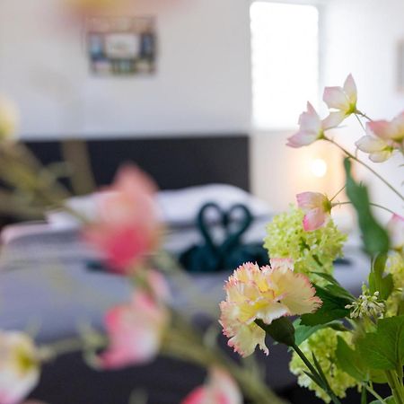 Av Curacao - Centrally Located Spacious Apartment ウィレムスタッド エクステリア 写真