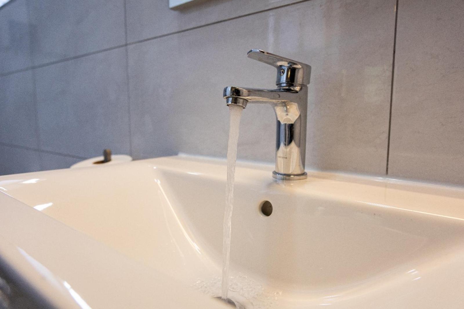 Av Curacao - Centrally Located Spacious Apartment ウィレムスタッド エクステリア 写真