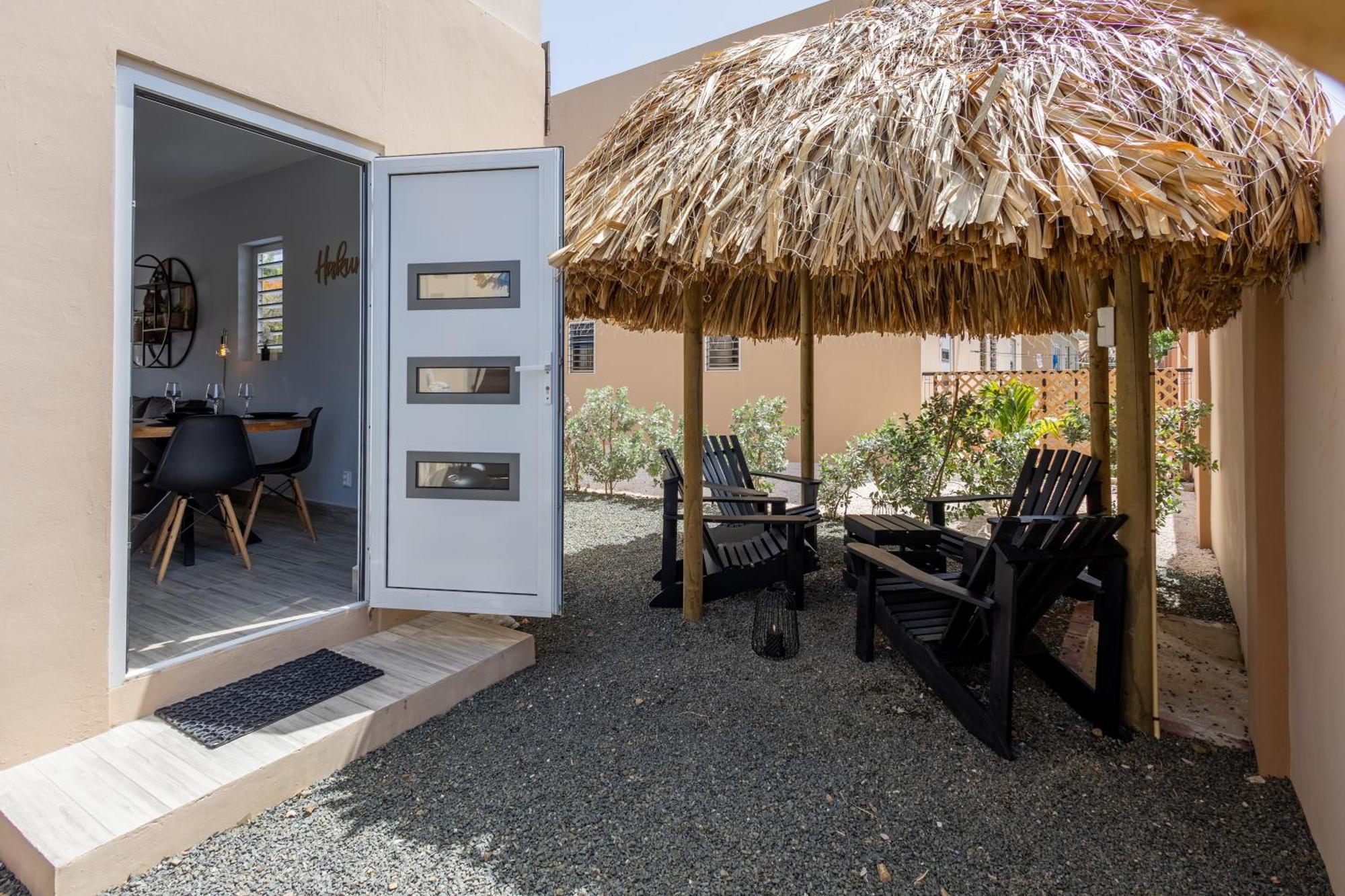 Av Curacao - Centrally Located Spacious Apartment ウィレムスタッド エクステリア 写真