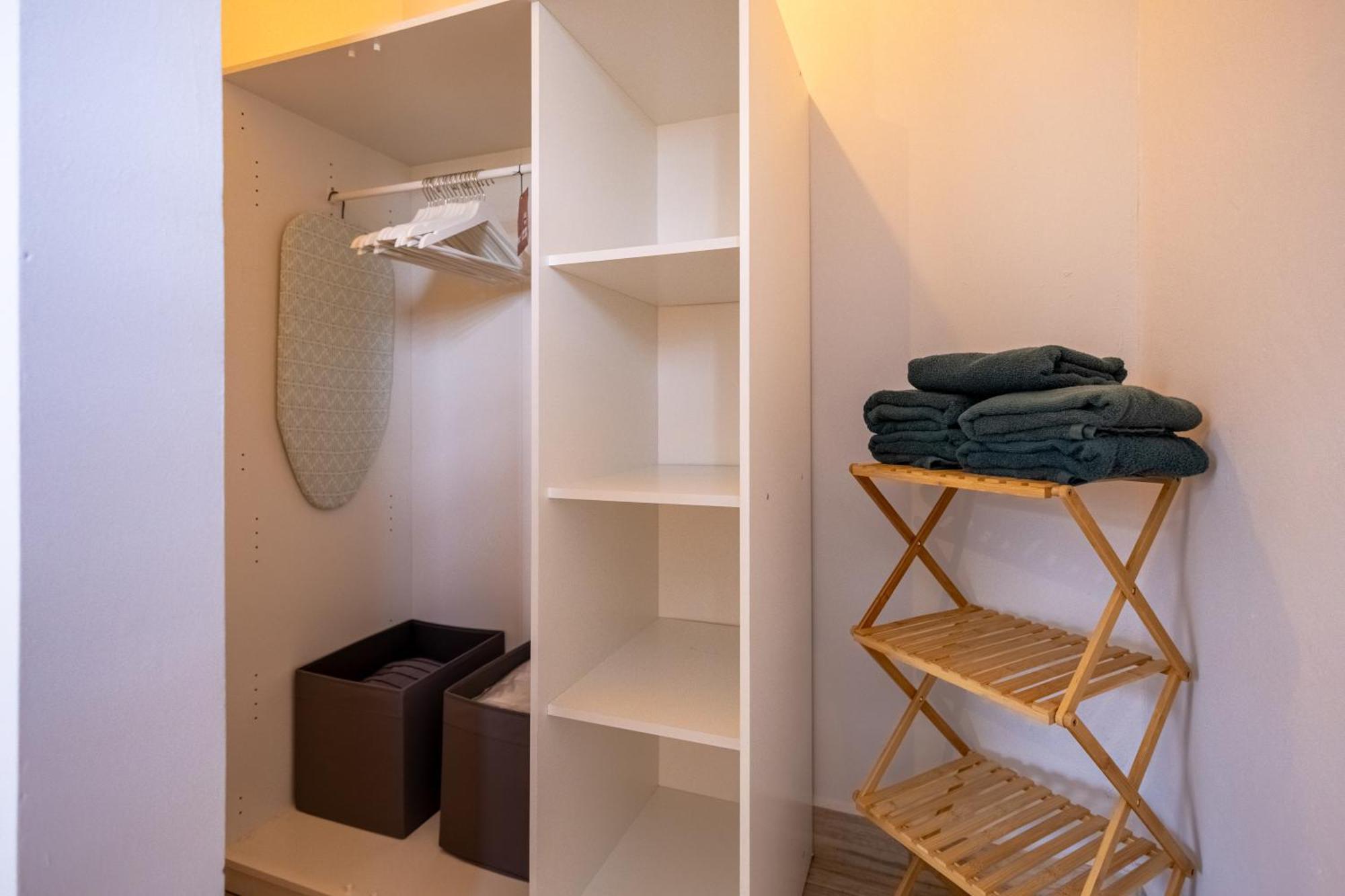 Av Curacao - Centrally Located Spacious Apartment ウィレムスタッド エクステリア 写真