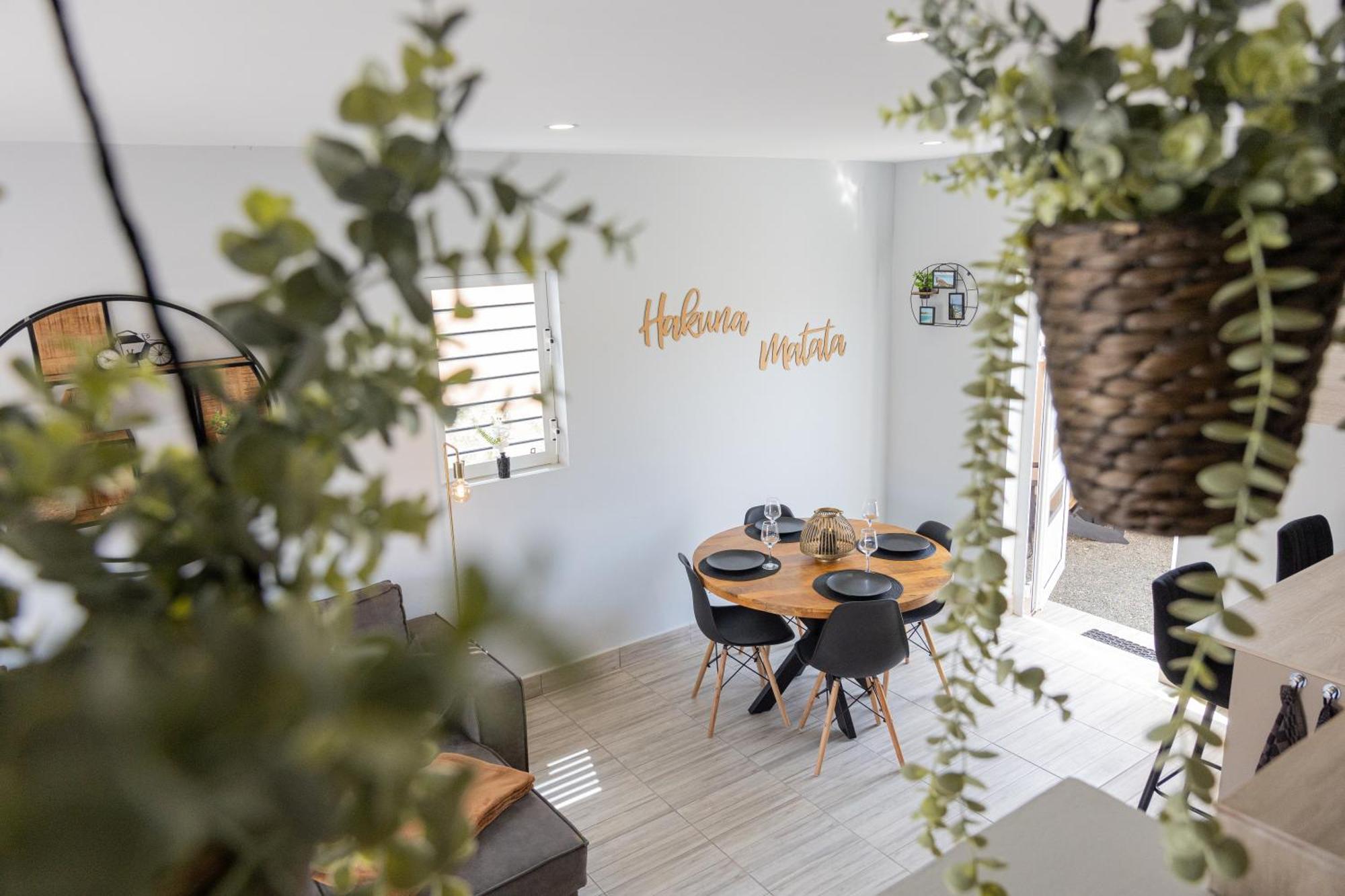 Av Curacao - Centrally Located Spacious Apartment ウィレムスタッド エクステリア 写真