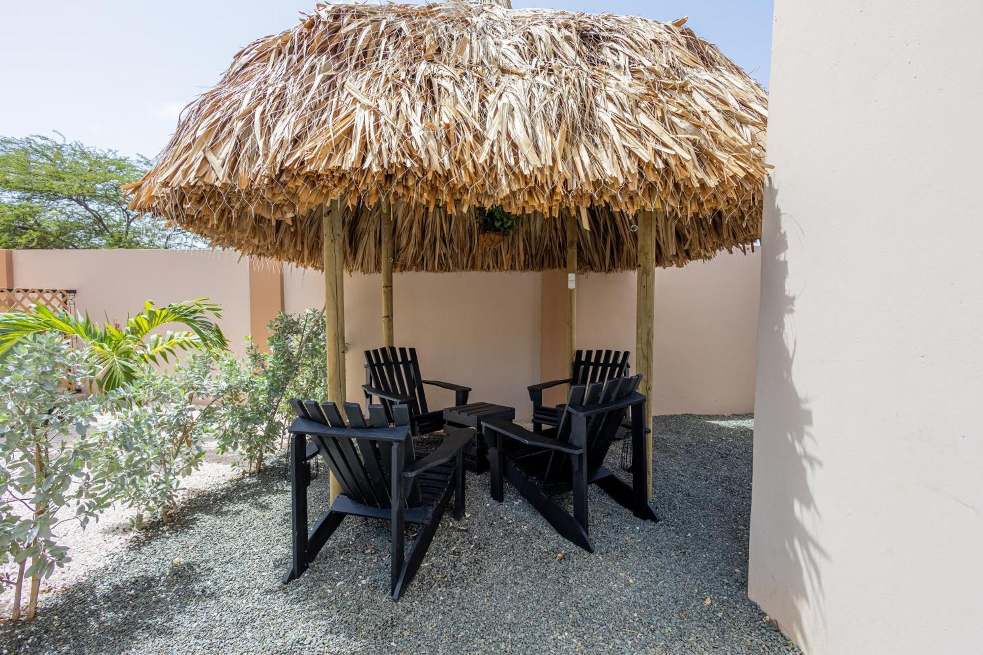 Av Curacao - Centrally Located Spacious Apartment ウィレムスタッド エクステリア 写真